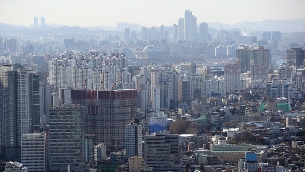 서울 시내 아파트 전경. 사진/연합뉴스 