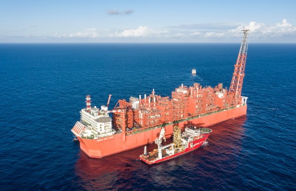 한국가스공사가 모잠비크 Area4 광구의 최초 상업화 프로젝트인 ‘코랄 사우스’ 사업에서 첫 LNG 생산 및 선적을 완료했다.