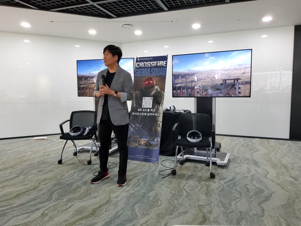 '크로스파이어 : 시에라 스쿼드'의 미디어 시연회에서는 이상균 시에라스쿼드 PD가 직접 게임을 소개했다.