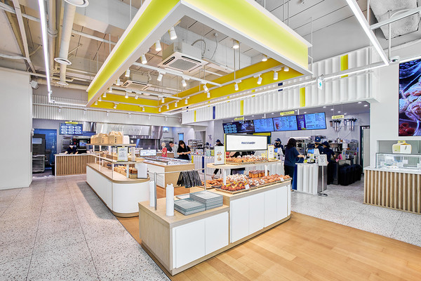 빽다방 빵연구소 화정DT점 내부. 사진/더본코리아