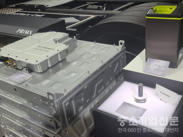 삼성SDI의 'PRiMX 전고체 배터리'. 사진/김혜준 기자