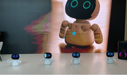 중국 하이센스 AI 반려로봇 '할리'. 사진/연합뉴스