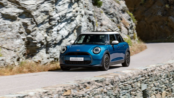 MINI 코리아 '뉴 MINI 쿠퍼 C 5-도어'. 사진/MINI 코리