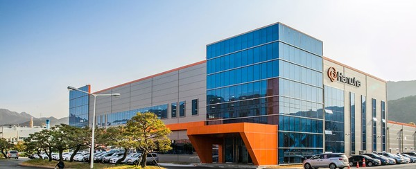 한화비전의 주가가 올해 들어 80% 상승했다. 지난해 말(이하 종가 기준) 3만1600원에 머물렀던 주가는 지난 18일 5만6500원까지 뛰어올랐다. 사진/한화세미텍