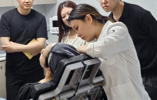 휴젤이 양산 미호의원에서 진행한 '휴젤 트레이닝 세미나'를 성료했다. 사진/휴젤