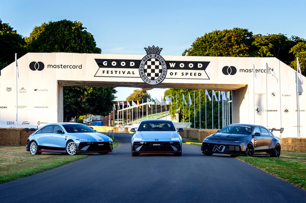 현대자동차가 영국 '2025 굿우드 페스티벌 오브 스피드(Goodwood Festival of Speed, 이하 굿우드 페스티벌)'에서 아이오닉 6 N(IONIQ 6 N, 아이오닉 식스 엔)을 성공적으로 데뷔시켰다. 사진/현대자동차