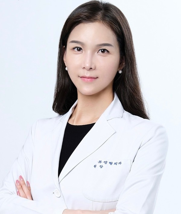 이승현 뷰성형외과 원장. 사진/DNC 에스테틱스