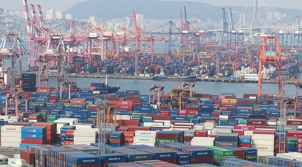 수출입 화물. 사진/연합뉴스