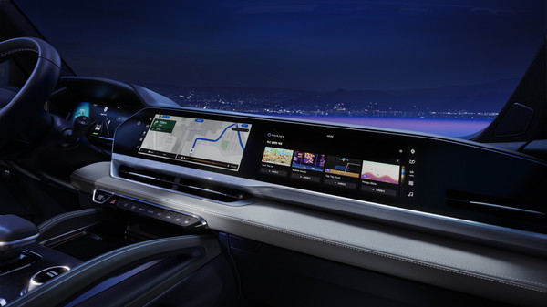 openR 파노라마 스크린에 탑재된 아케이드 게임 기능. 사진/르노코리아