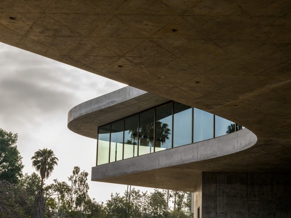 LACMA 신관(데이비드 개펀 갤러리, David Geffen Galleries) 외부 전경, The David Geffen Galleries at LACMA, 사진/©Museum Associates LACMA