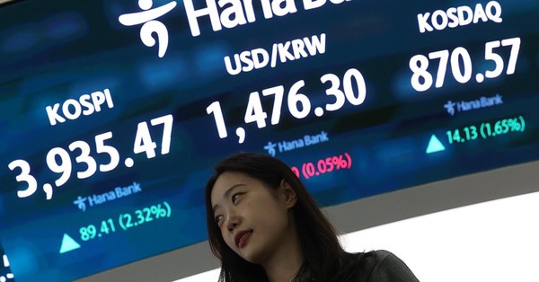 25일 코스피가 전 거래일 대비 11.72포인트(0.30%) 상승한 3857.78에 거래를 마감했다. 사진/연합뉴스