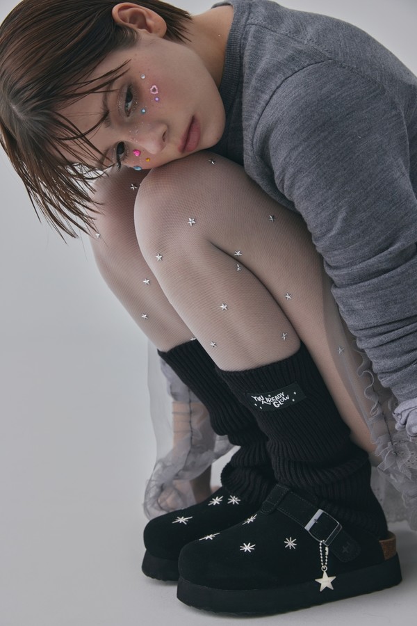 이랜드월드는 캘리포니아 라이프스타일 브랜드 오찌(OTZ)가 홀리데이 에디션을 공개했다고 27일 밝혔다. 사진/이랜드월드