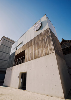 12월 4일 서울 종로구 아름지기에서 롯데지에프알이 전개하는 럭셔리 퍼포먼스 브랜드 ‘캐나다구스’의 '더 파이오니어링 저니’ 쇼케이스 행사장 전경. 사진/롯데지에프알