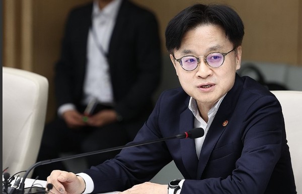 김정관 산업통상자원부 장관