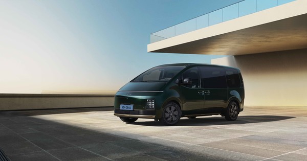 23일 출시된 '더 뉴 스타리아 리무진 일렉트릭'