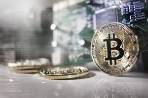 엔화 <b>스테이블코인</b>·<b>솔라나</b>ETF 등장 '은행 중심' 강조하는 한국은행