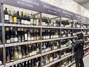 대세는 화이트...불붙은 가성비 와인 전쟁 - 뉴스 썸네일 이미지